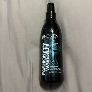 Redken Fashion Waves Texturizing Sea Salt Spray - Discontinued